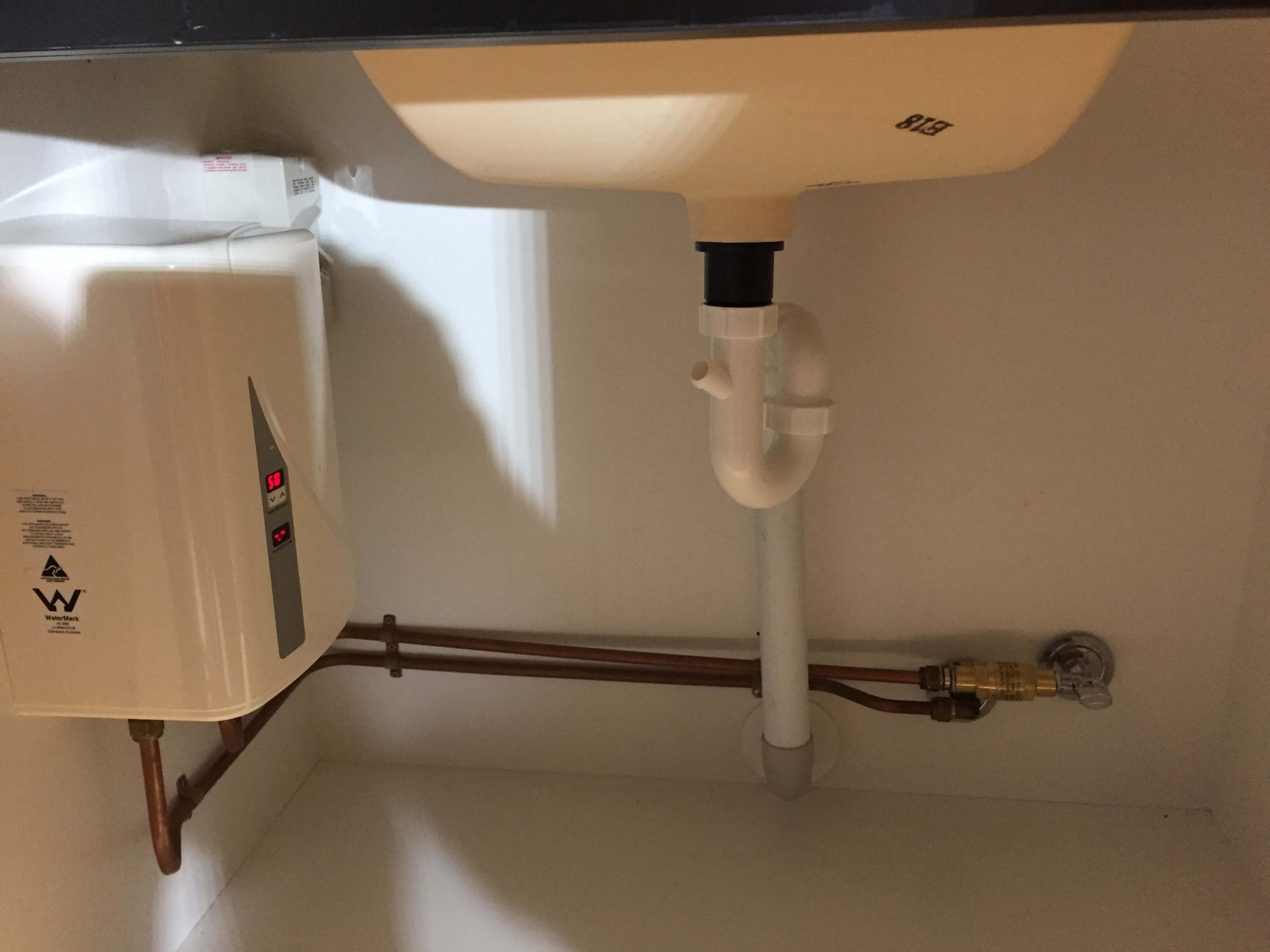 Three Phase Water Heater Systems MicroHeat
